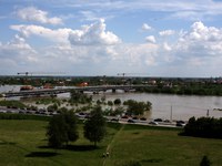 Hochwasserschutz im Einzugsgebiet der oberen Vistula: graue und grüne Maßnahmen im Gebiet Sandomierz