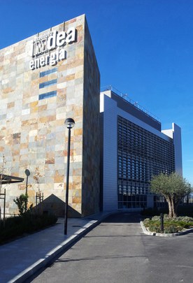 IMDEA-Energiegebäude: Außenseite