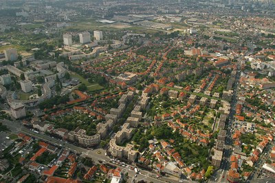 The Garden City of Stains (F)