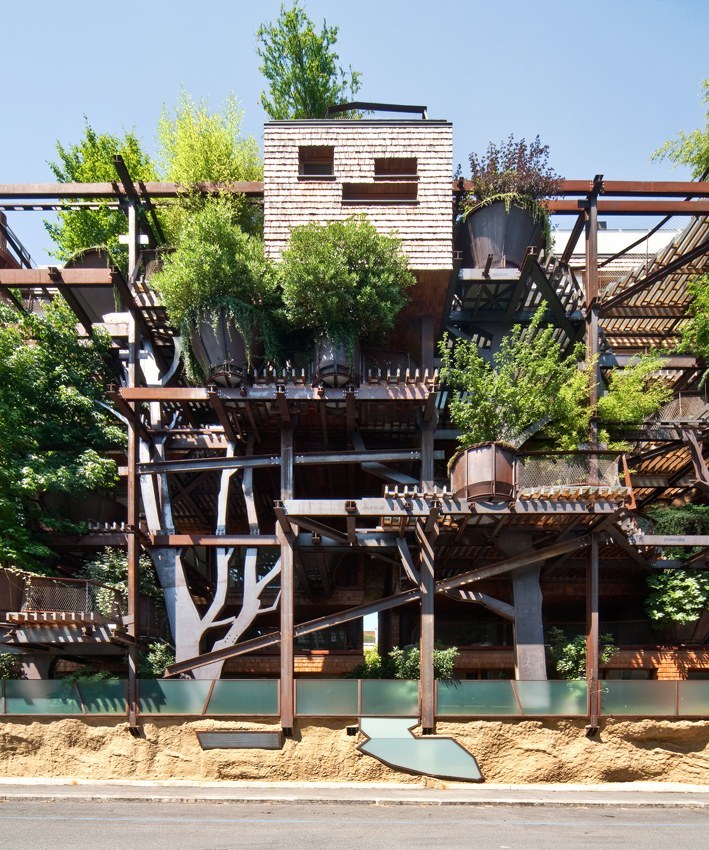 Detail of the building elevation