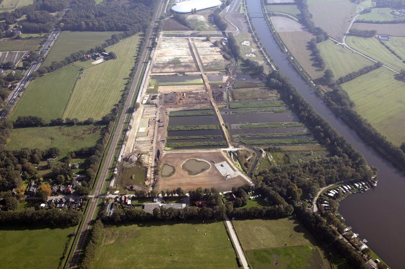 Ecological corridors in the Kristalbad water multifunctional area for flood protection and improved water quality