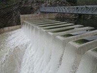 Flood risk management for hydropower plants in France