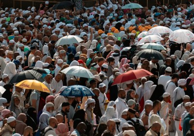 WHO releases new guidance to prevent heat-related illness at mass gatherings