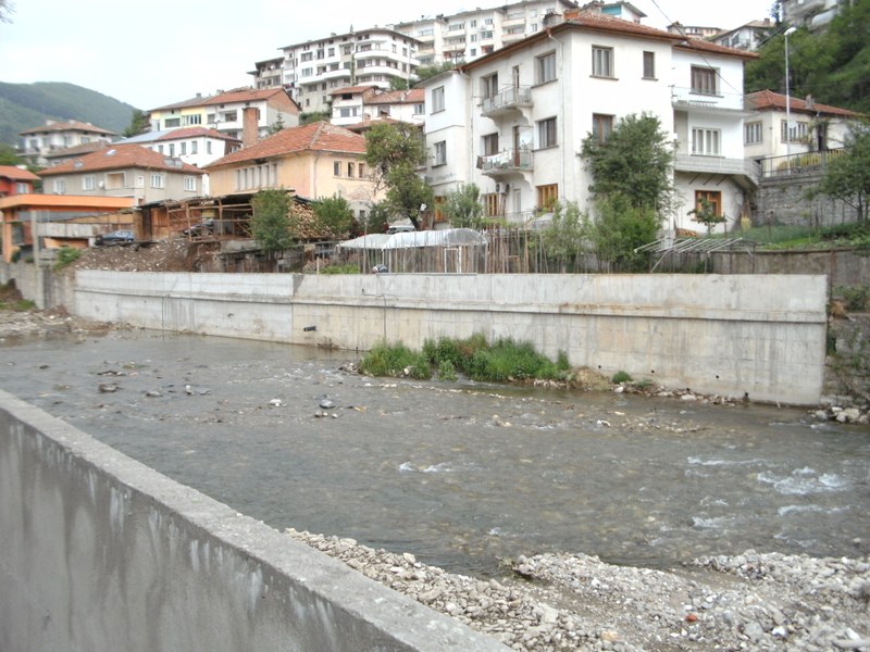 Muros de protección contra inundaciones